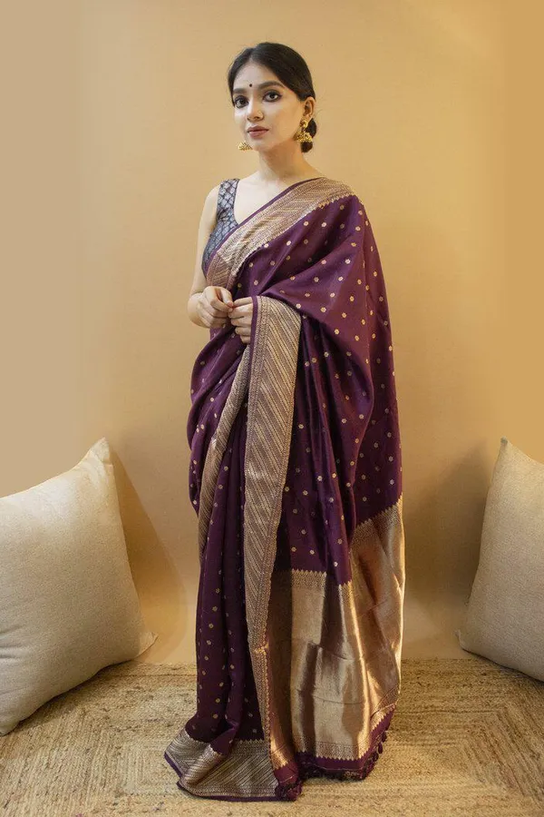 Purple_Embellished_Banarasi_Jacquard_Saree_(Purple)